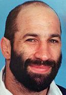 David Schultz Born: June 6, 1959. Birthplace: Palo Alto, California, USA Death: January 26, 1996, Newtown Square, Pennsylvania, USA (murdered by John du ... - dvshl