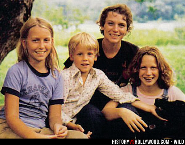 Cheryl Strayed, brother Leif, mom Bobbi, and sister Karen