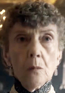 Netflix S The Crown Vs The True Story Of Queen Elizabeth Ii Philip