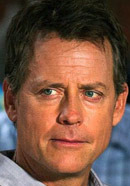 Greg Kinnear como Todd Burpo