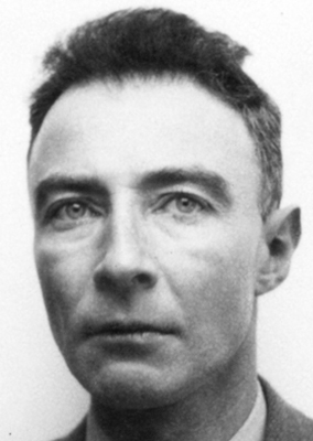 Albert Einstein Vs Robert J. Oppenheimer… Only game between two great  Physicists 